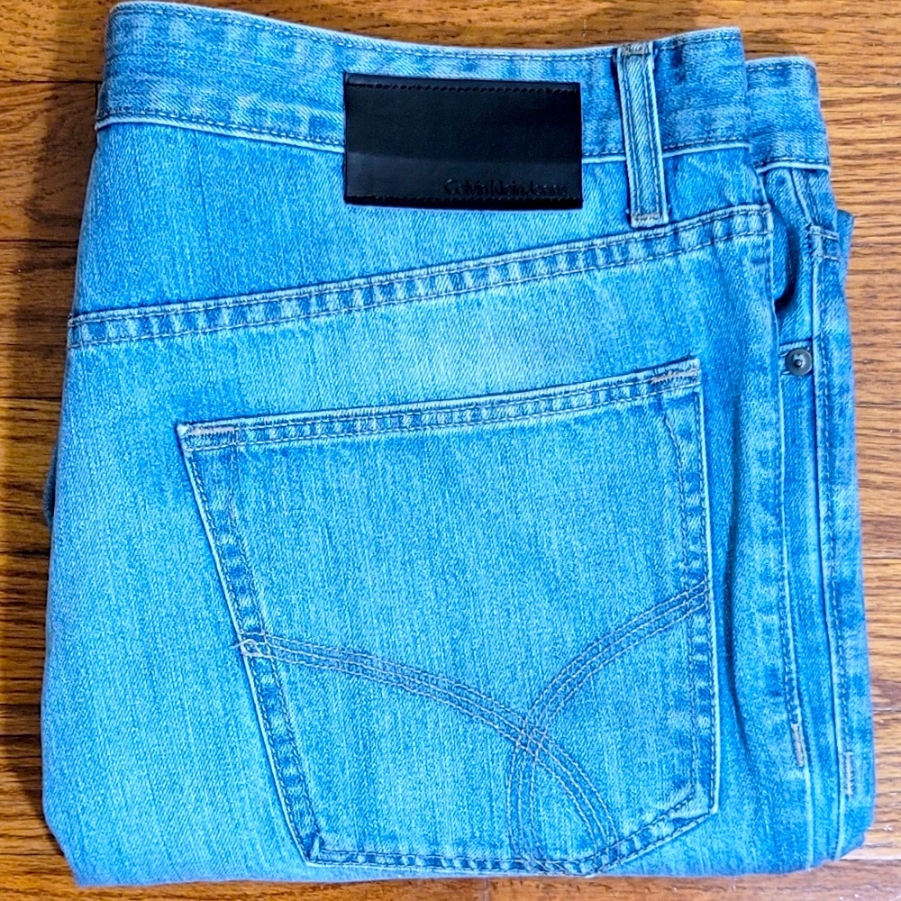 Calvin Klein Jeans~Modern Boot - Picture 1 of 8